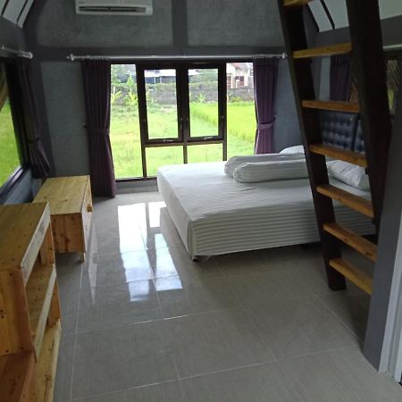 Joglopari Guesthouse Room 2 Bukan Untuk Pasangan Non Pasutri Tjepit Kültér fotó